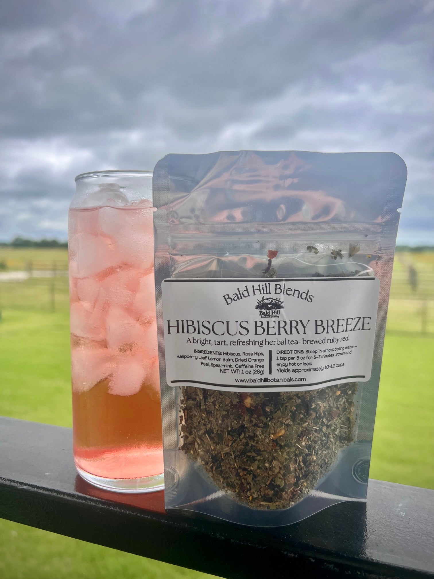 Hibiscus Berry Breeze Herbal Tea